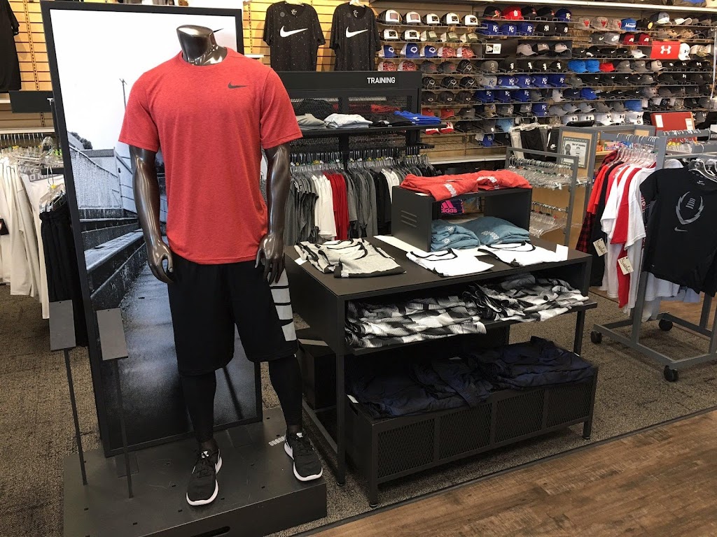 Hibbett Sports | 124 24th St, Columbus, NE 68601, USA | Phone: (402) 563-1866