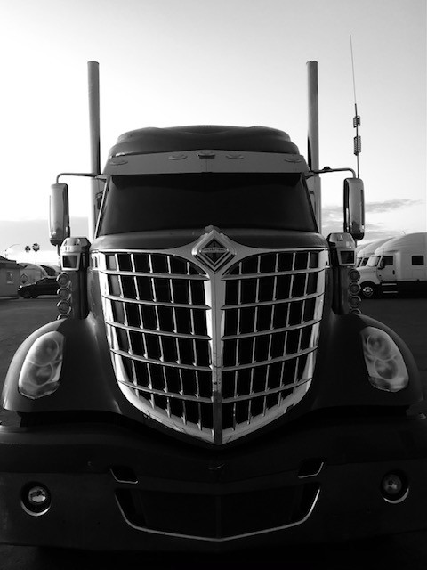 International Used Truck Center Sacramento | 4505 W Capitol Ave, West Sacramento, CA 95691, USA | Phone: (916) 372-7871