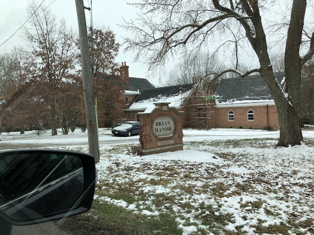 Brian Manor | 129 OH-122, Lebanon, OH 45036, USA | Phone: (513) 836-3071