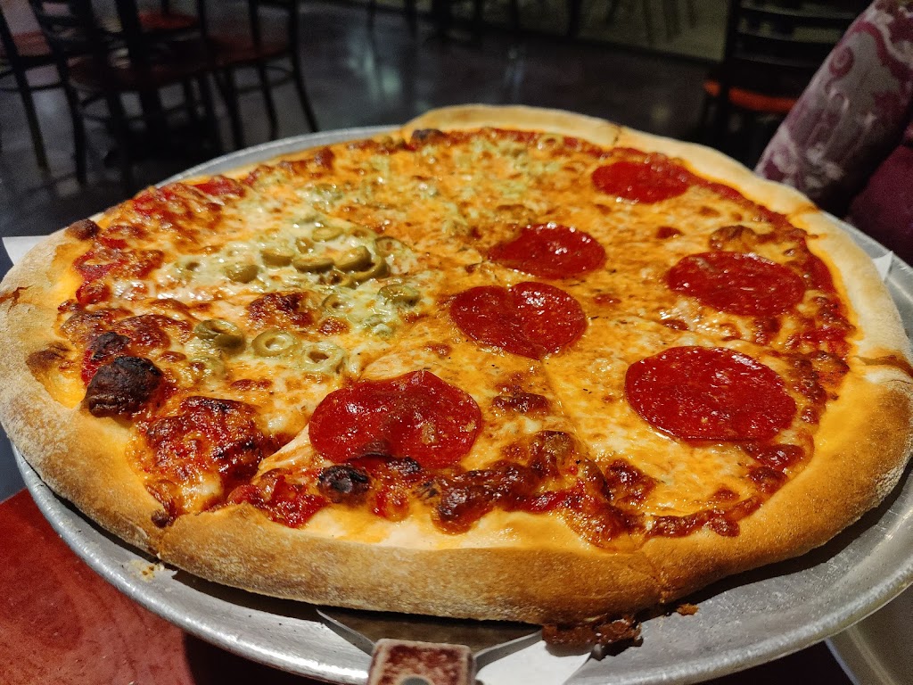 The Pizza Cave | 2690 US-290, Dripping Springs, TX 78620, USA | Phone: (512) 829-4157