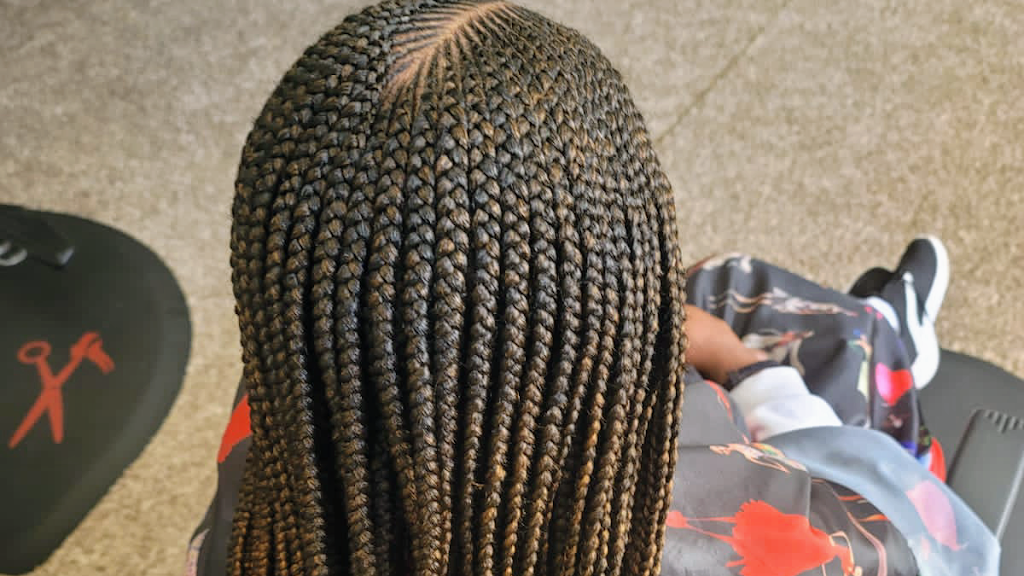 Jennifer African Hair Braiding | 532 Hannibal St, Virginia Beach, VA 23452, USA | Phone: (240) 468-3450