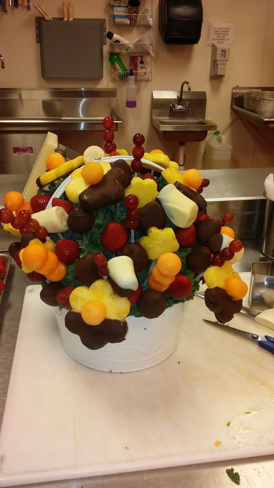 Edible Arrangements | 1024 Centerbrooke Ln #I, Suffolk, VA 23434, USA | Phone: (757) 809-3990