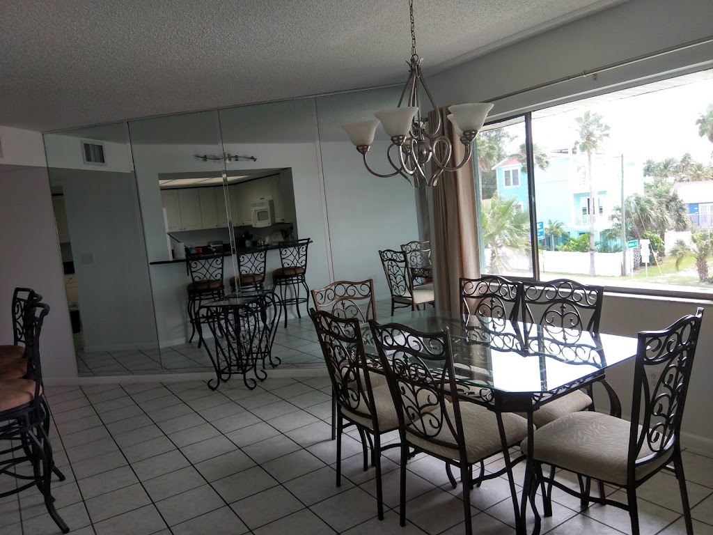 Bridgeport Condominiums | 501 Gulf Dr N, Bradenton Beach, FL 34217, USA | Phone: (941) 779-0155