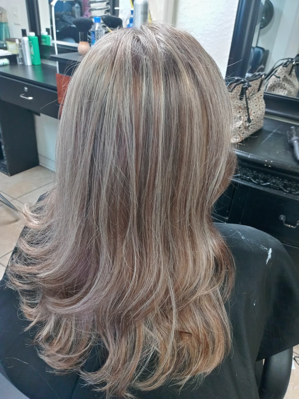 Total Eclipz Hair Salon | 327 W Main St, Apopka, FL 32712, USA | Phone: (321) 388-5407