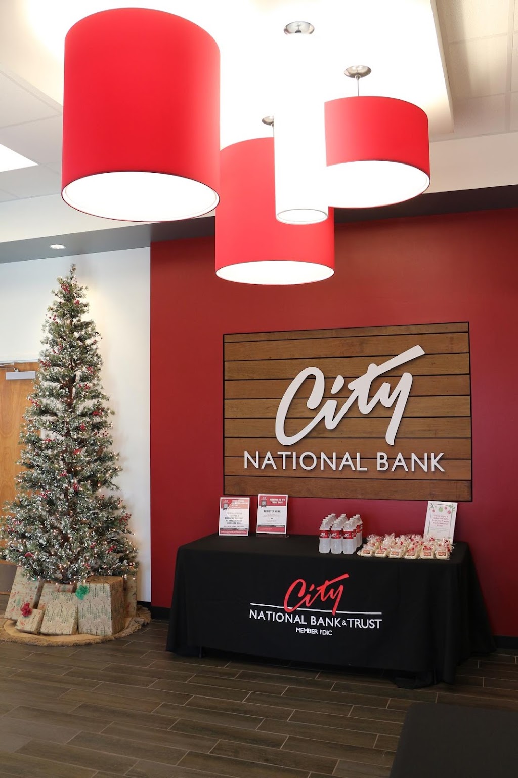 City National Bank & Trust | 951 E State Hwy 152, Mustang, OK 73064, USA | Phone: (405) 376-2154