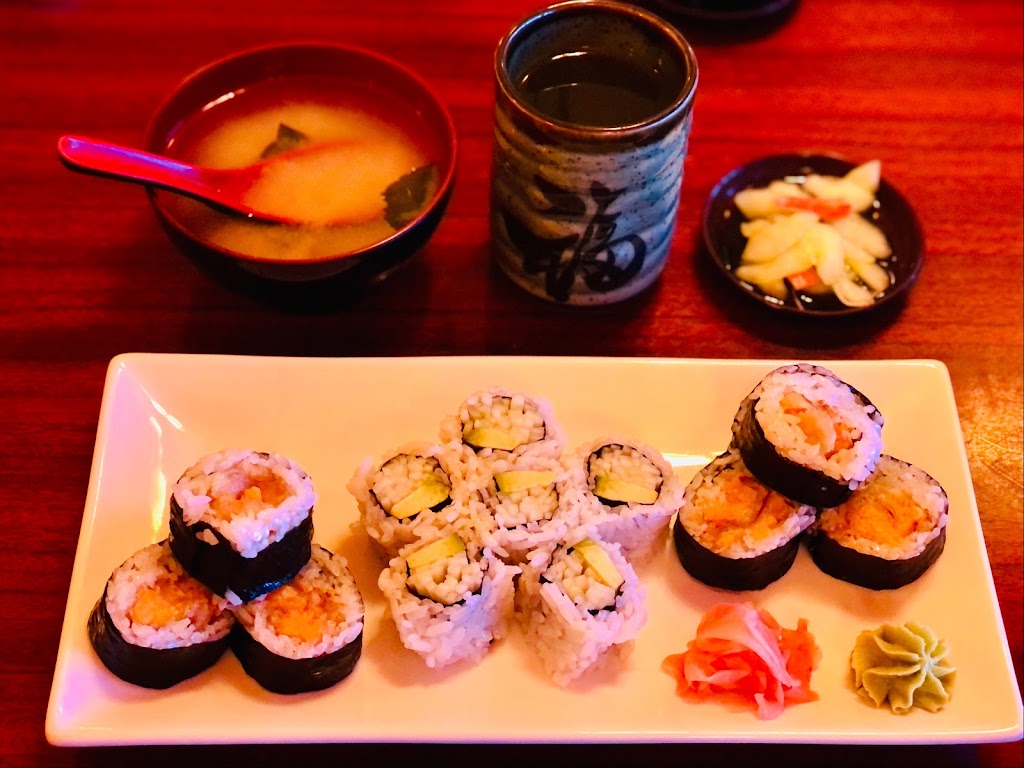 Fujiyama Sushi Bar | 2861 Lynnhaven Dr # 112, Virginia Beach, VA 23451, USA | Phone: (757) 496-5858