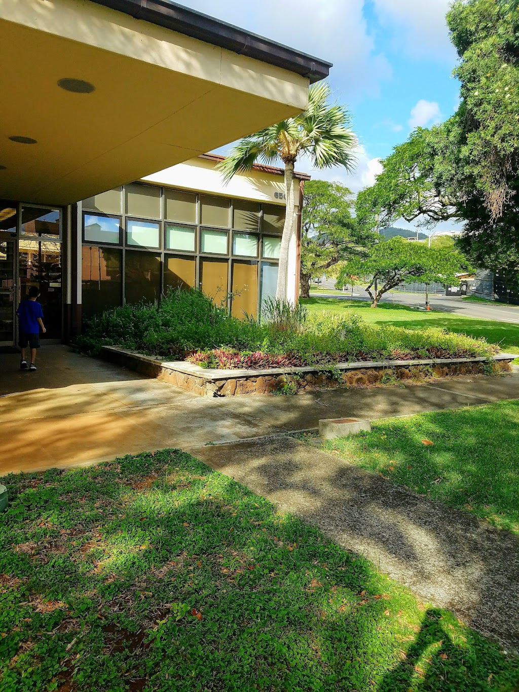 Fort Shafter Library | 181 Chapplear Rd # 650, Fort Shafter, HI 96858, USA | Phone: (808) 438-9521