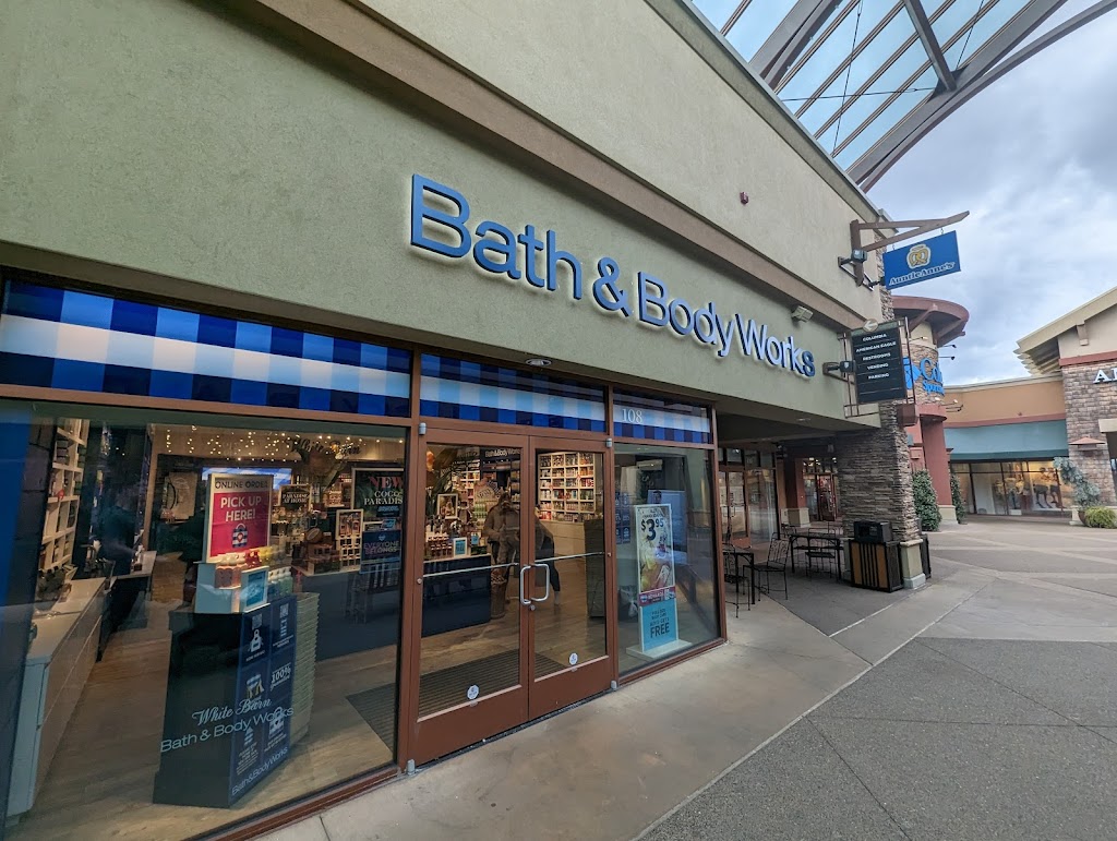 Bath & Body Works | 1001 N Arney Rd, Woodburn, OR 97071, USA | Phone: (971) 338-5092