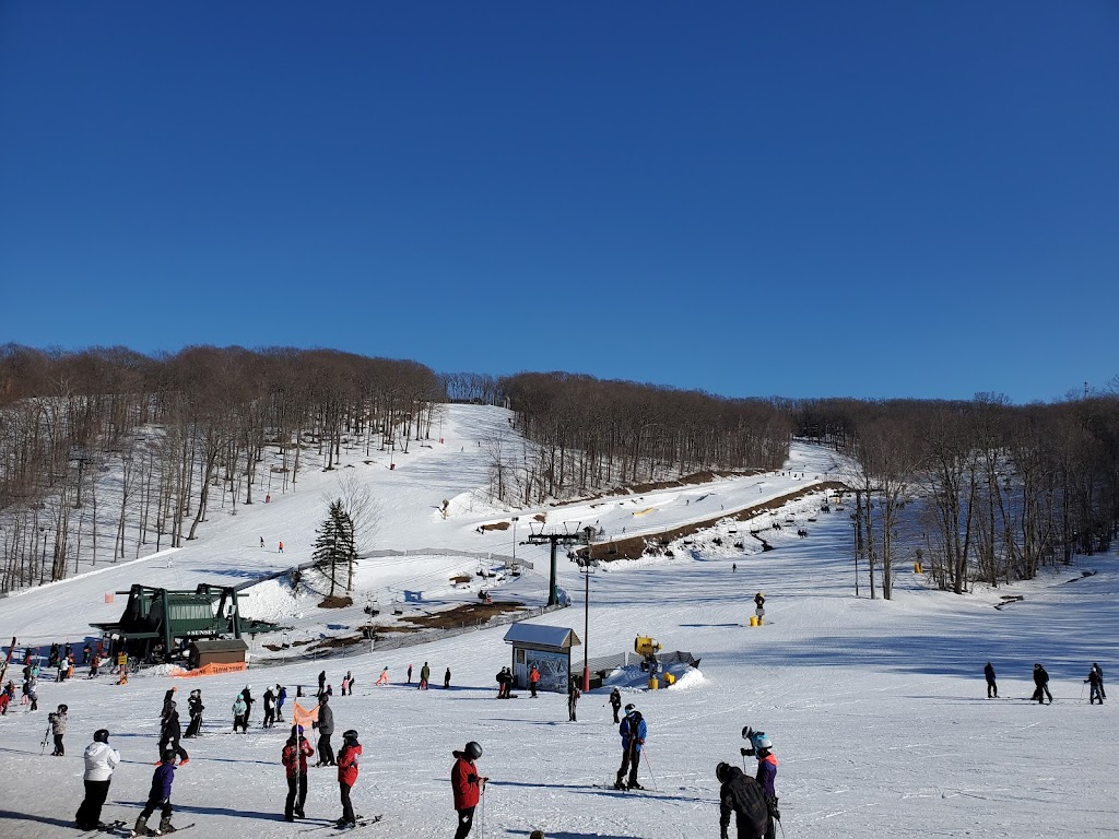 Hidden Valley Ski Shop | 1 Craighead Rd, Somerset, PA 15501, USA | Phone: (814) 443-8000 ext. 3220