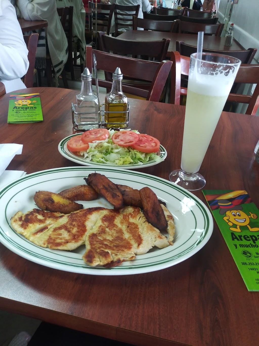 Arepas Y Mucho Mas | 14431 Country Walk Dr, Miami, FL 33186, USA | Phone: (305) 253-2133