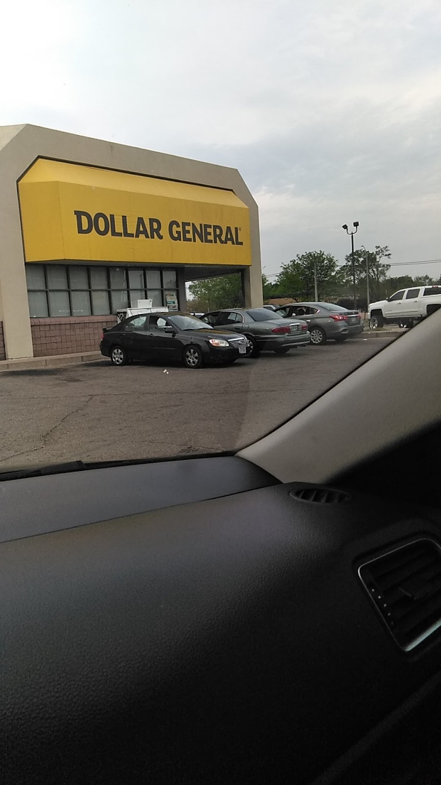 Dollar General | 1819 W Third St, Dayton, OH 45417, USA | Phone: (937) 999-2170