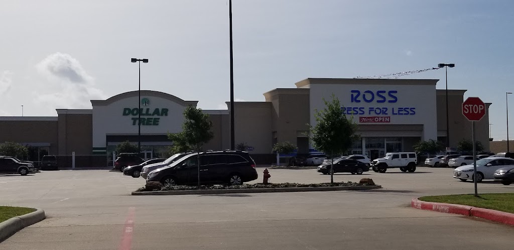 Ross Dress for Less | 8816 N South Highway 146, Baytown, TX 77523 | Phone: (281) 303-0927
