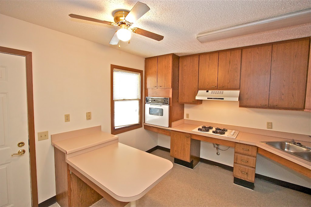 Papio Valley Apartments | 2004 N 81st Ct, Omaha, NE 68134 | Phone: (402) 339-9014