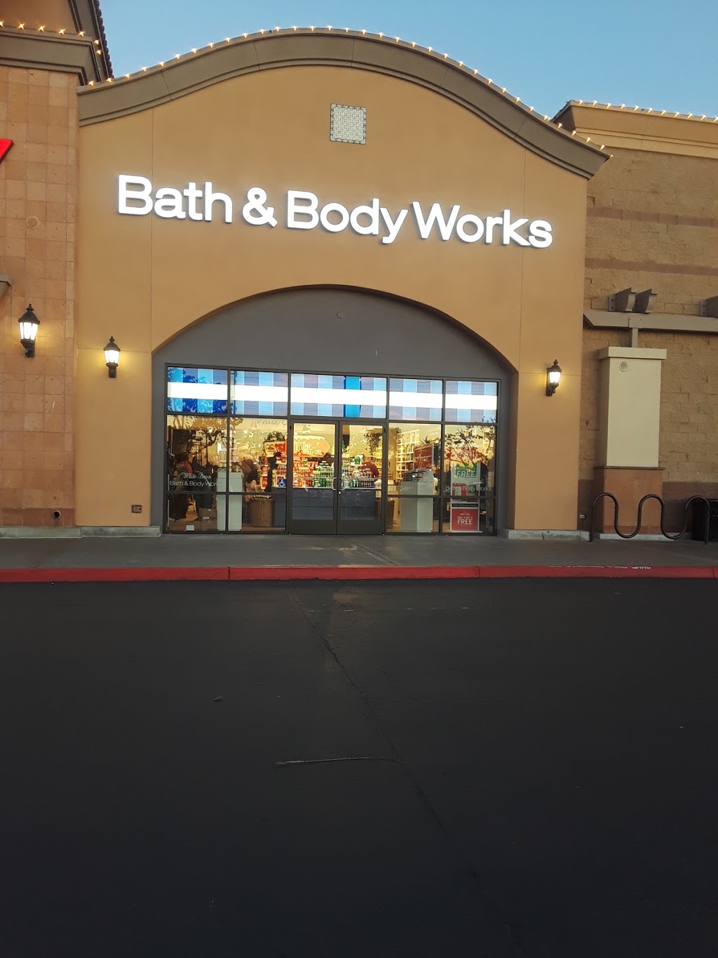 Bath & Body Works | 7408 S Alameda St, Walnut Park, CA 90255, USA | Phone: (323) 513-0266