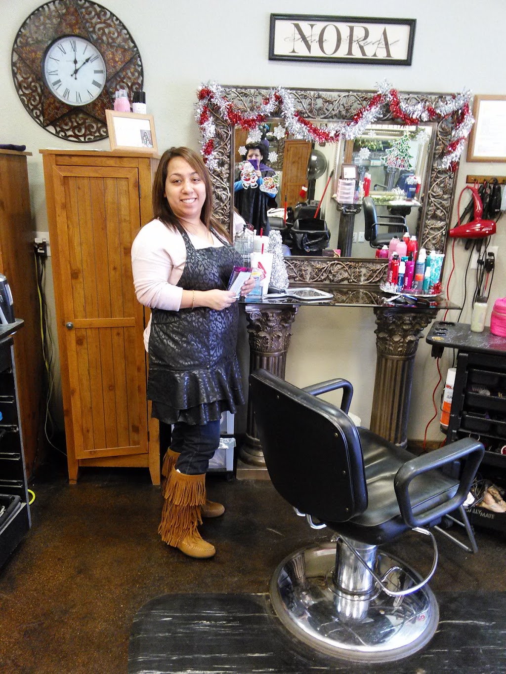 Headquarters Hair Care | 128 N Saginaw Blvd, Saginaw, TX 76179, USA | Phone: (817) 232-3744