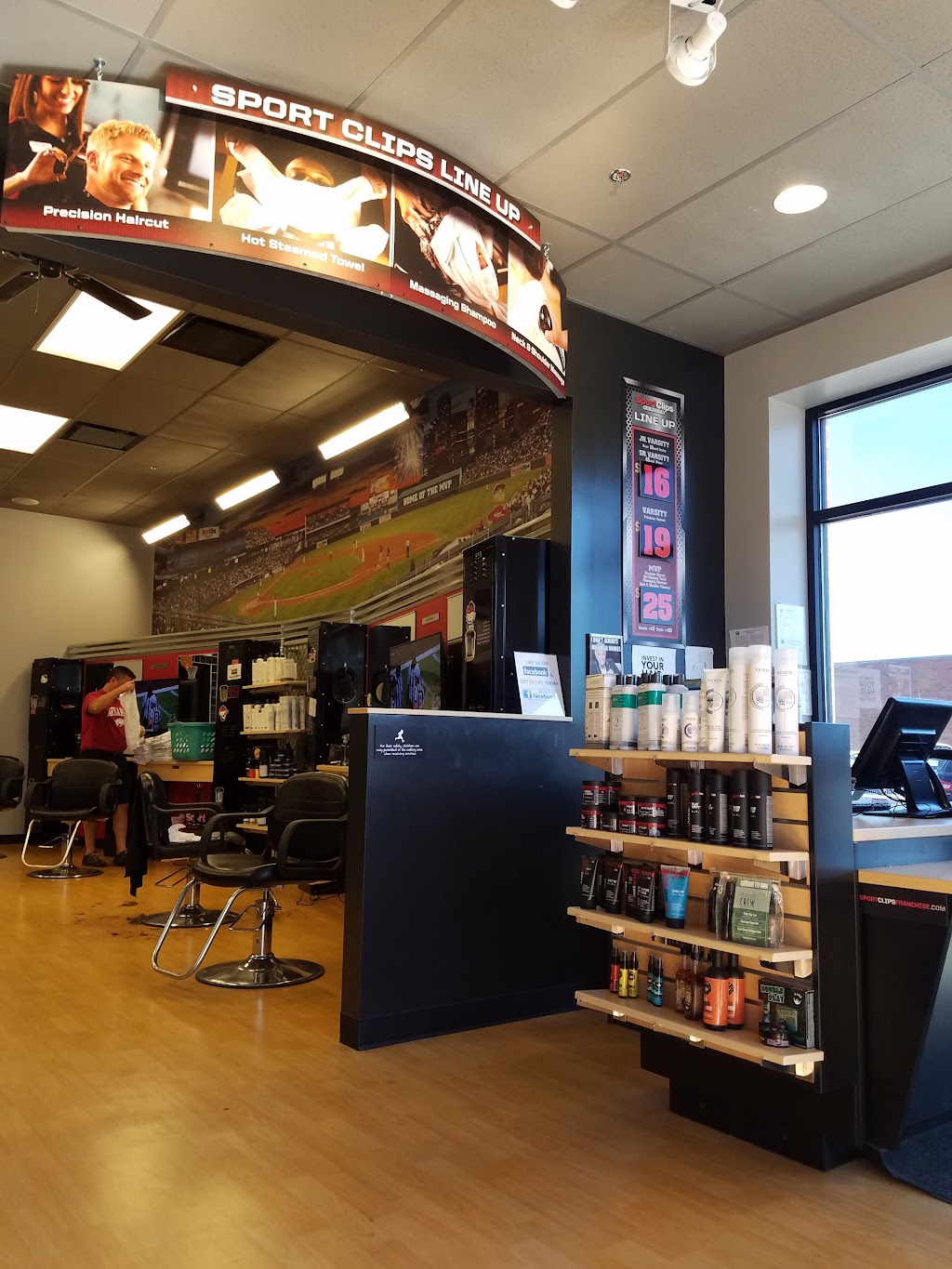 Sport Clips Haircuts of Bainbridge | 7044 Aurora Rd, Aurora, OH 44202, USA | Phone: (330) 840-2700