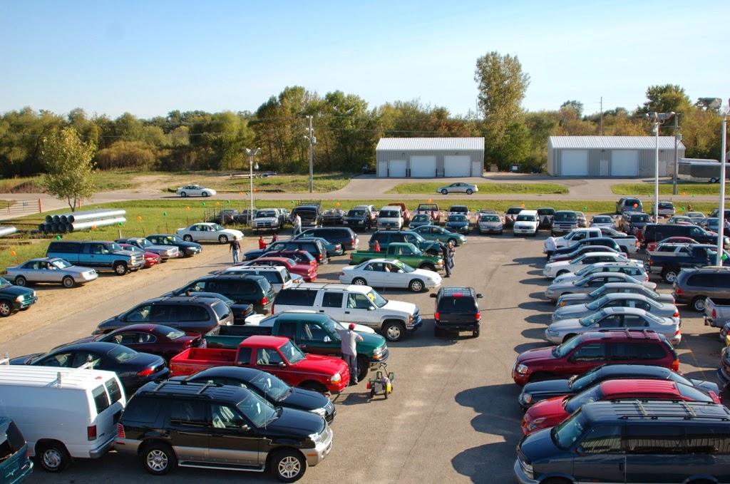 Premier Evansville Auto Auction Inc | 320 Water St, Evansville, WI 53536, USA | Phone: (608) 882-6755