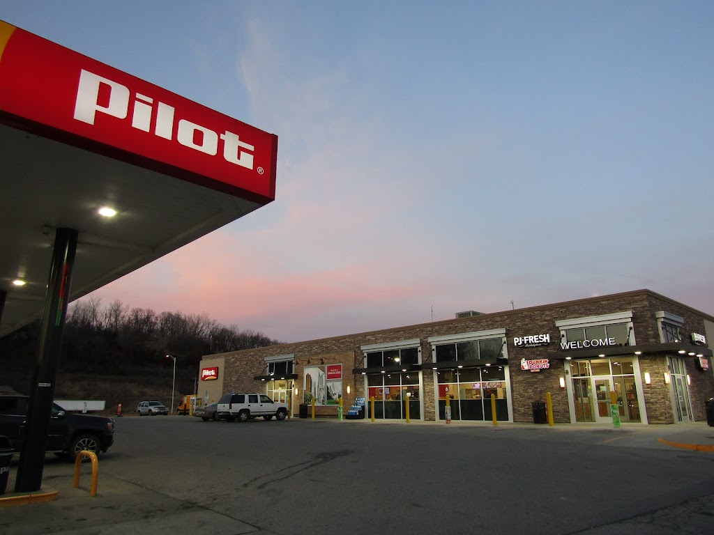 Pilot Travel Center | 8801 NE Birmingham Rd, Kansas City, MO 64161, USA | Phone: (816) 453-0076