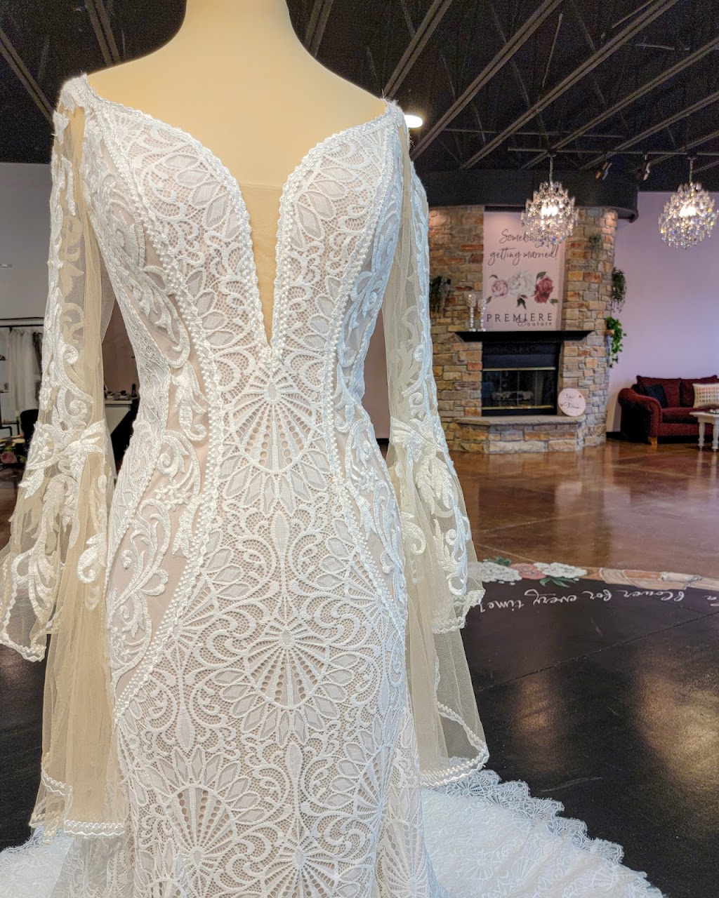 Premiere Couture | 210 W Main St, Cambridge, WI 53523, USA | Phone: (608) 423-2272