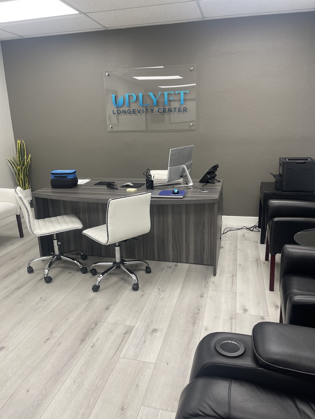 Joy Kong, MD - Chara Health/Uplyft Longevity Center | 9568 Topanga Canyon Blvd, Chatsworth, CA 91311, USA | Phone: (818) 356-8232