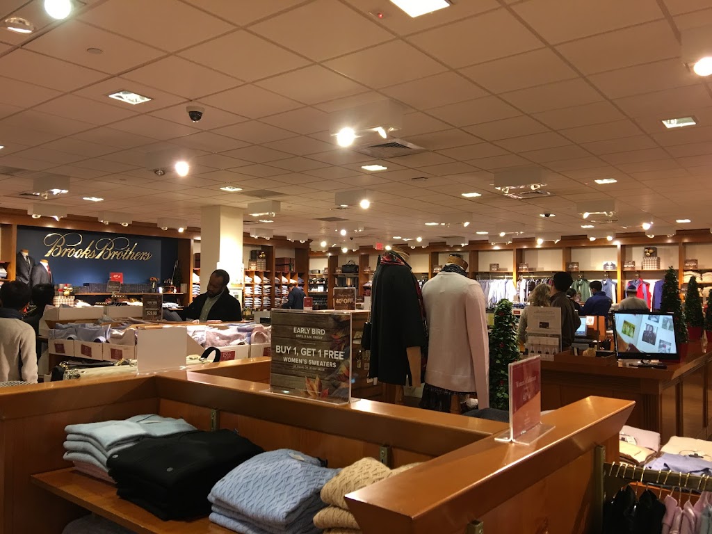 Brooks Brothers | 5711-21 Richmond Rd, Williamsburg, VA 23188, USA | Phone: (757) 565-2501