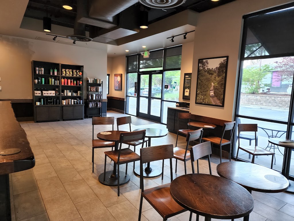 Starbucks | 10830 Haynes Bridge Rd, Alpharetta, GA 30022, USA | Phone: (678) 381-6856