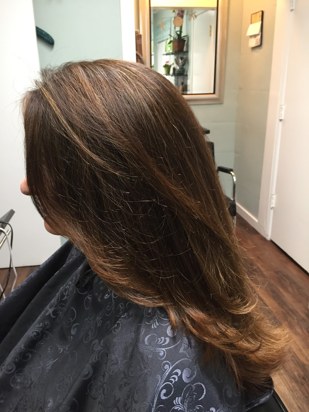 Stacy At Another Hair Salon in Newport Beach | 404 Westminster Ave #1, Newport Beach, CA 92663, USA | Phone: (949) 230-2978