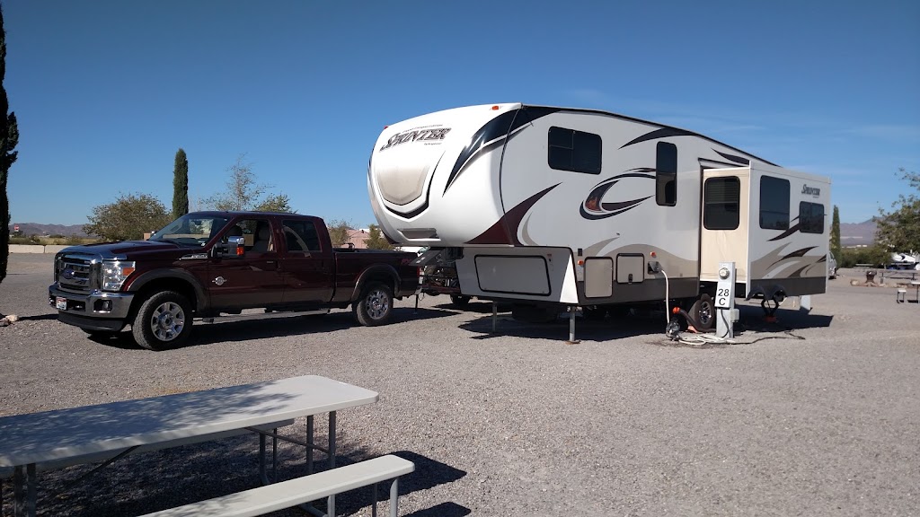 Tradewinds RV Park | 152 S Emery Park Rd, Golden Valley, AZ 86413, USA | Phone: (928) 565-5115