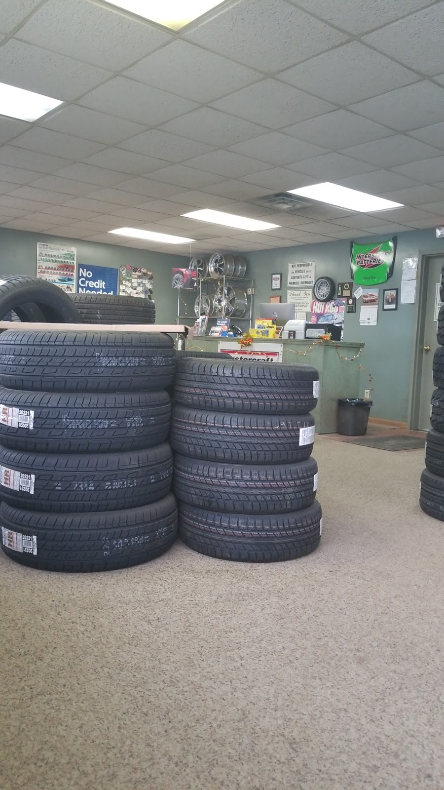 Pond Tire II | 3900 OH-3, Sunbury, OH 43074, USA | Phone: (740) 965-5711