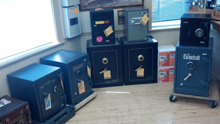 Vrana Lock & Safe, LLC | 1571 N Main St, West Bend, WI 53090, USA | Phone: (262) 338-2577