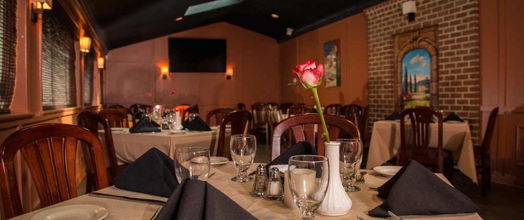 La Locanda Ristorante | 4989 West Chester Pike, Newtown Square, PA 19073, USA | Phone: (610) 353-7033