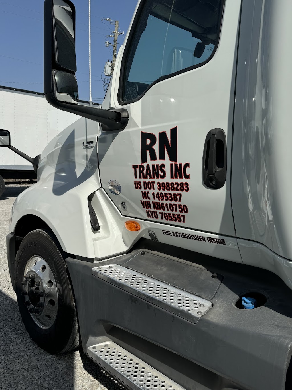 M&K Truck Centers | 1160 Commerce Dr, Pendleton, IN 46064, USA | Phone: (765) 289-4481