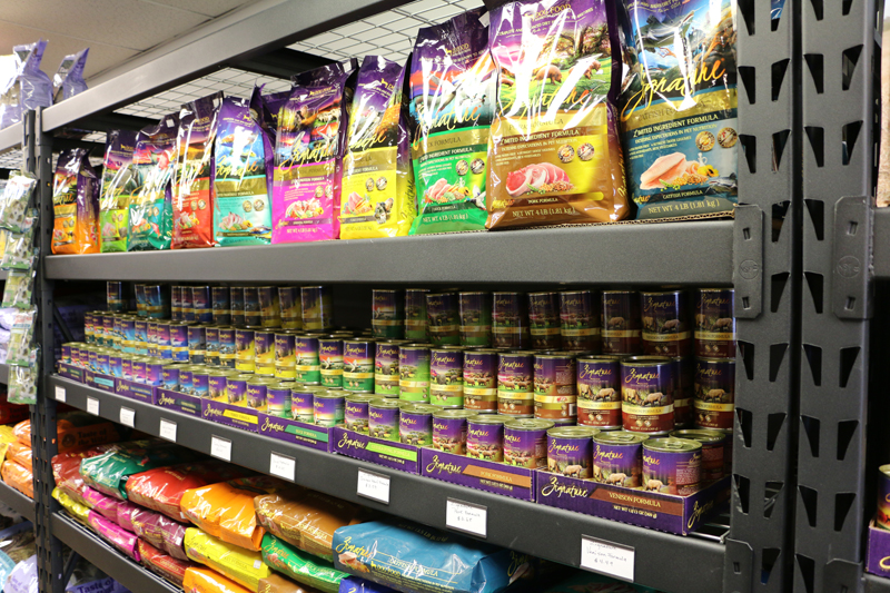 Pets Discount - Natural & Organic Pet Food | 739 N 132nd St, Omaha, NE 68154 | Phone: (402) 504-1945