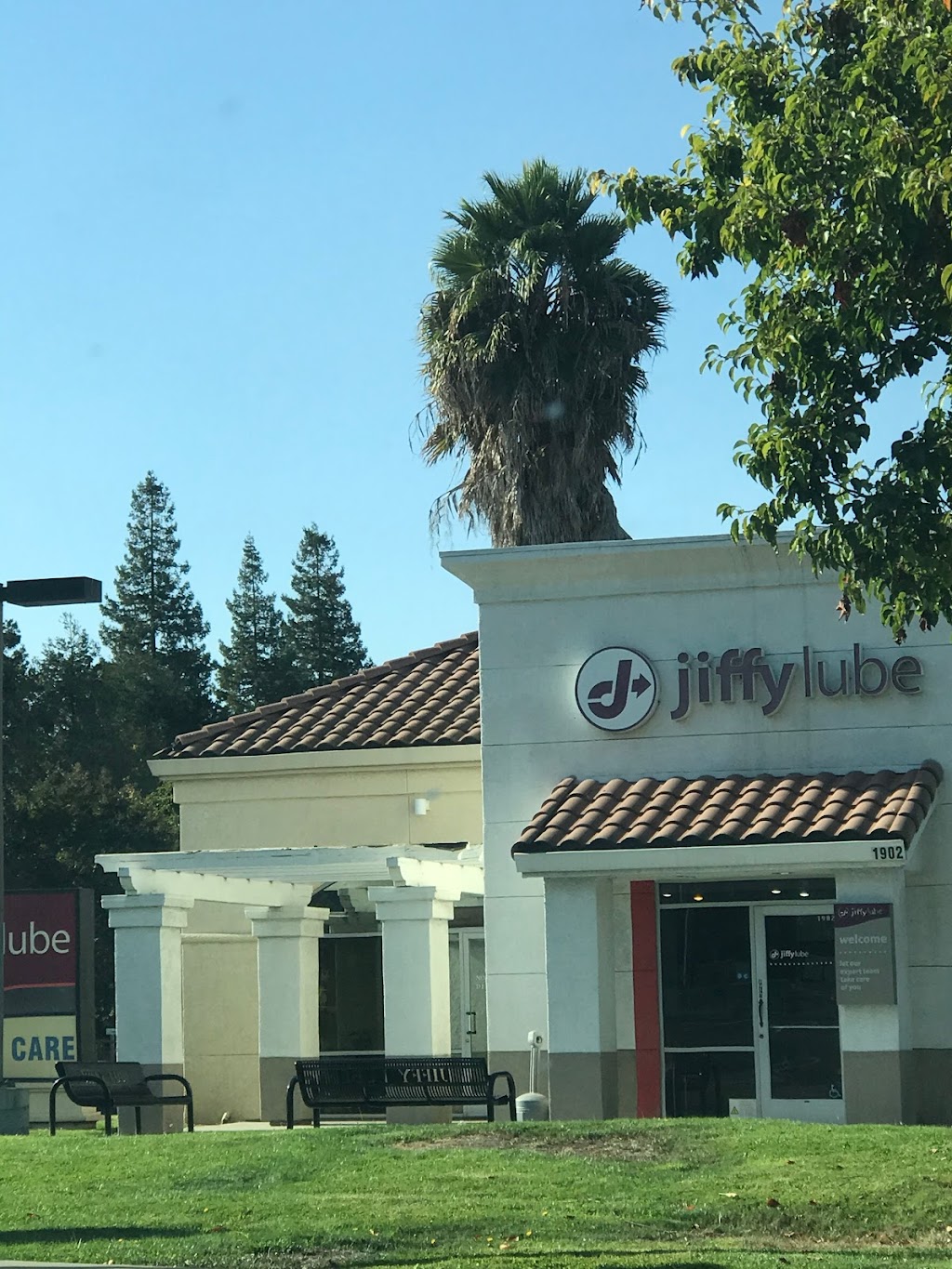 Jiffy Lube | 1902 N Capitol Ave, San Jose, CA 95132, USA | Phone: (408) 263-4500