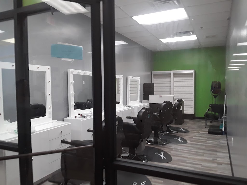 LOOK PERFECT BARBER & beauty Salon | El Mercado de la gran plaza tercer piso 3B-117, 4200 South Fwy, Fort Worth, TX 76115, USA | Phone: (817) 840-8444