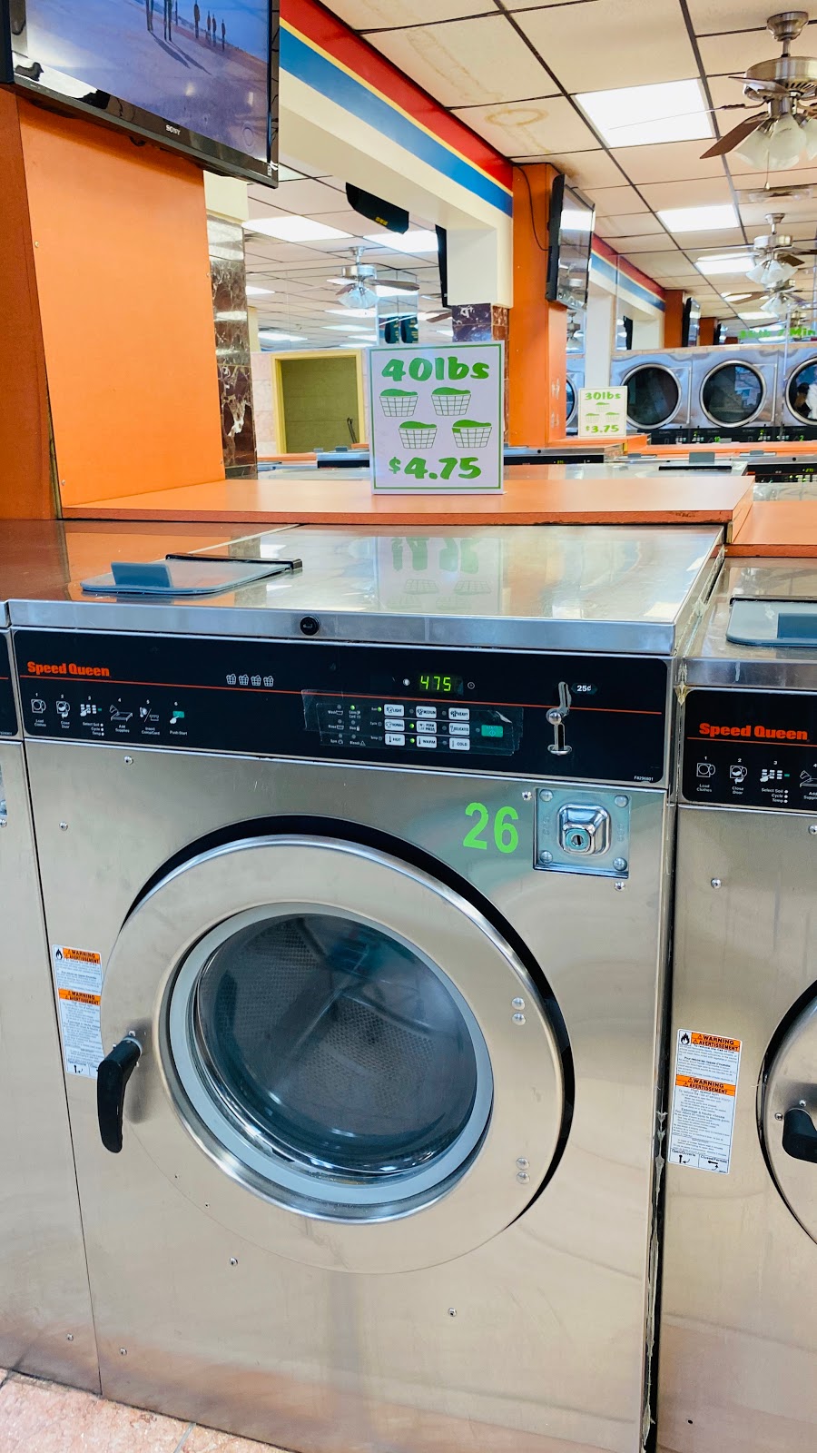 Forest 24 Hour Laundromat | 8541 Richmond Hwy, Alexandria, VA 22309, USA | Phone: (301) 520-1321