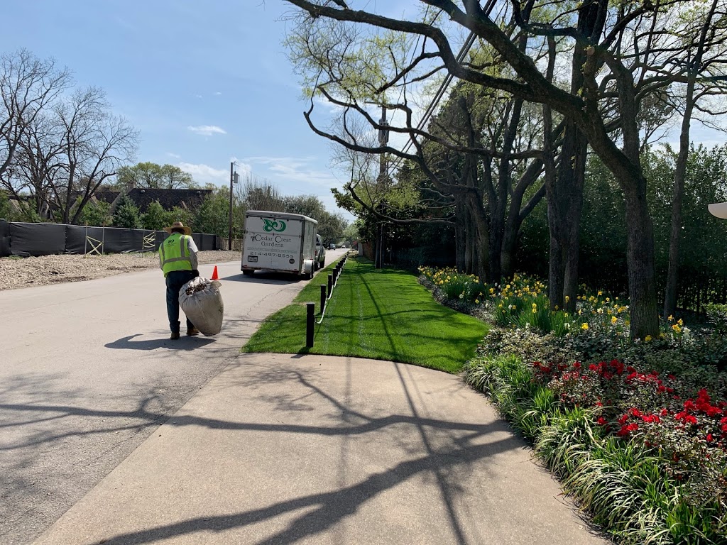 Cedar Crest Gardens | 2842 Singleton Blvd Suite 100, Dallas, TX 75212, USA | Phone: (214) 497-8555