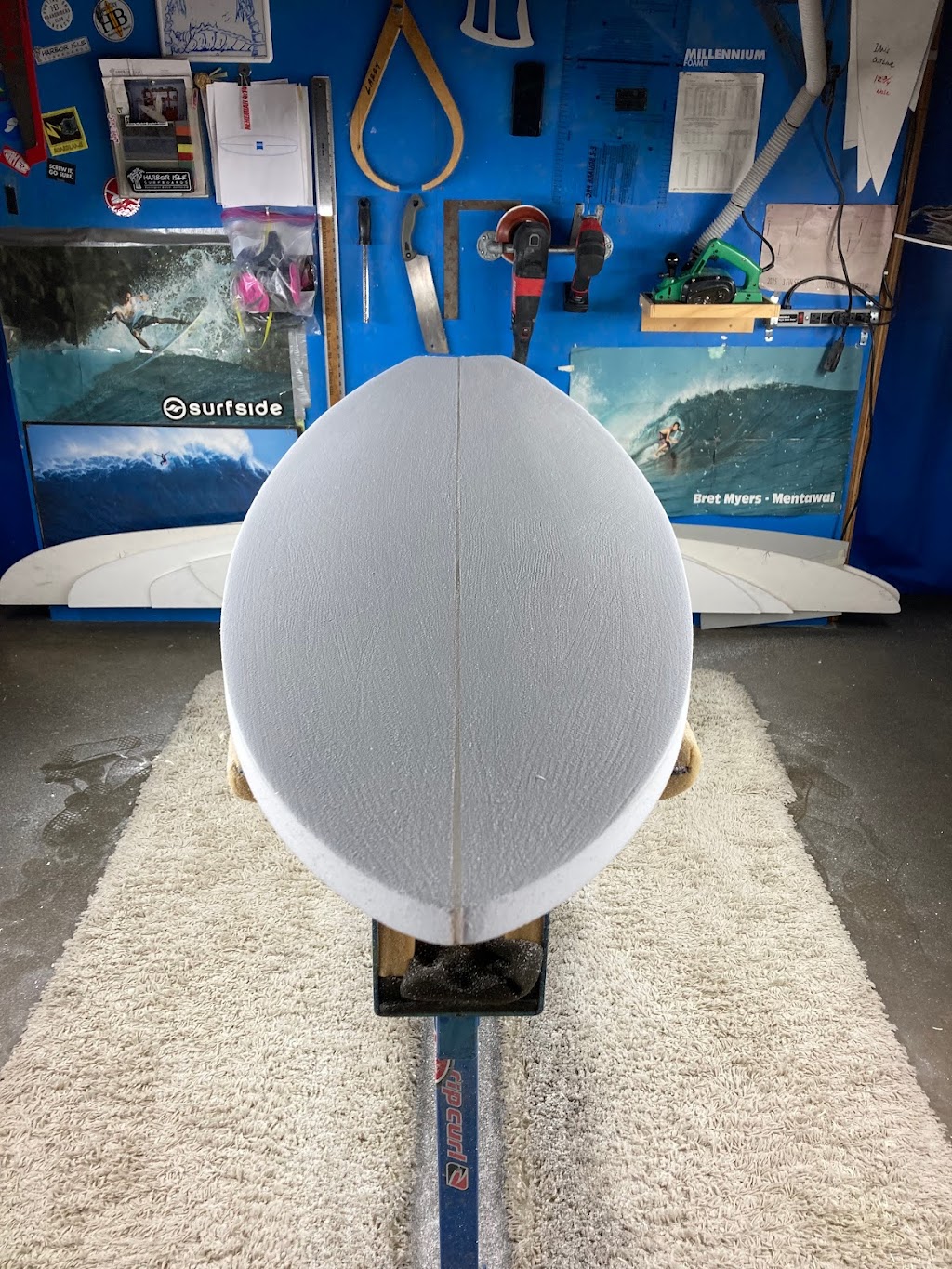 Surfboard Shaping Lessons / Harbor Isle Surfboards | 20022 Harbor Isle Ln, Huntington Beach, CA 92646, USA | Phone: (949) 289-0035