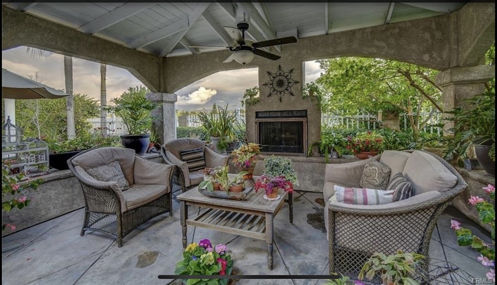 New Home Senior Care | 25032 Woolwich St, Laguna Hills, CA 92653, USA | Phone: (949) 449-5555