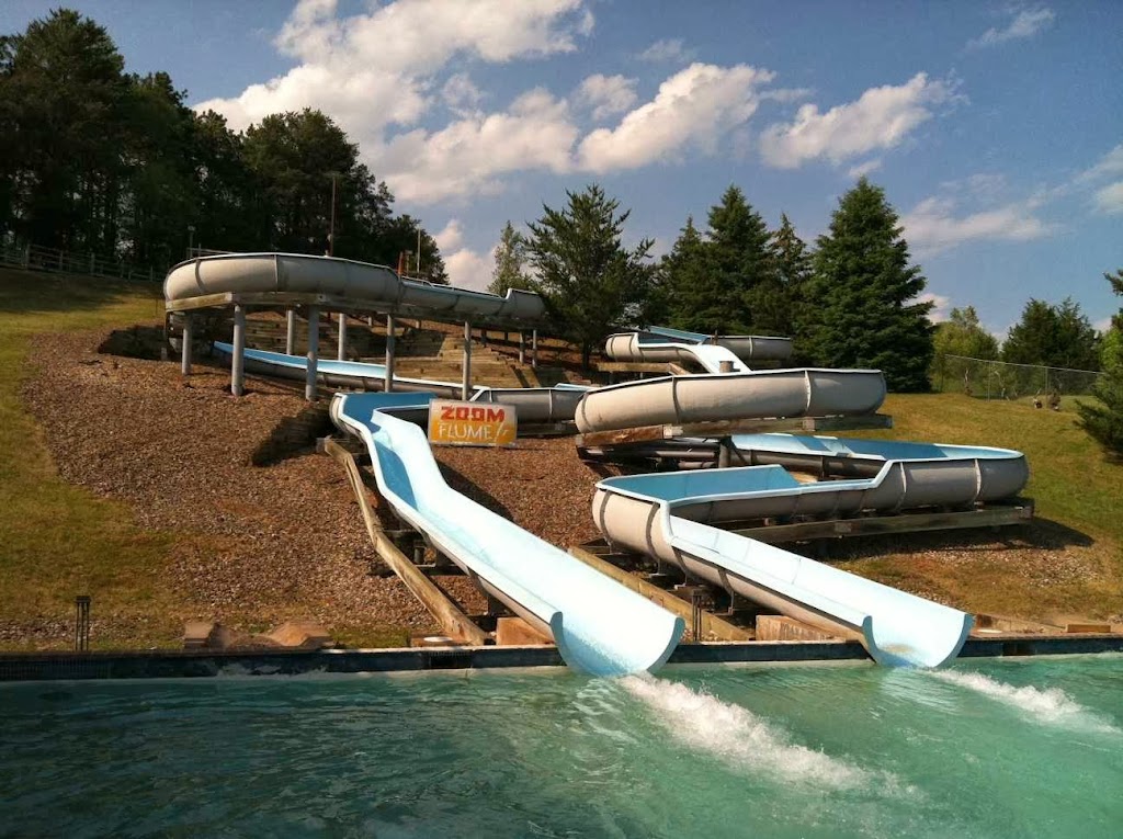 Rivers Edge Apple River Tubing & Camping | 1820 Raleigh Rd, New Richmond, WI 54017, USA | Phone: (715) 247-3305