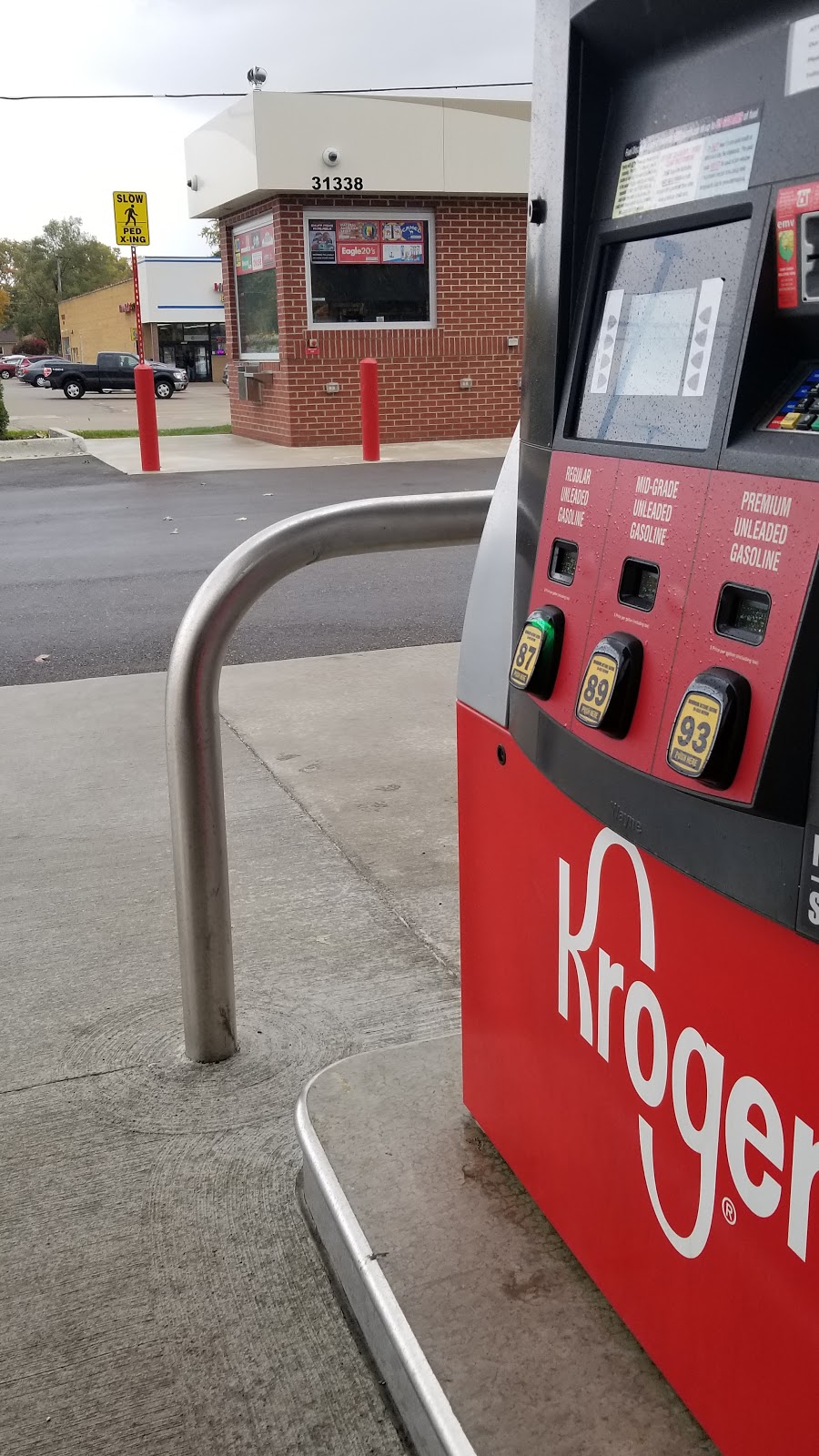 Kroger Fuel Center | 31338 Five Mile Rd, Livonia, MI 48154, USA | Phone: (734) 422-5151