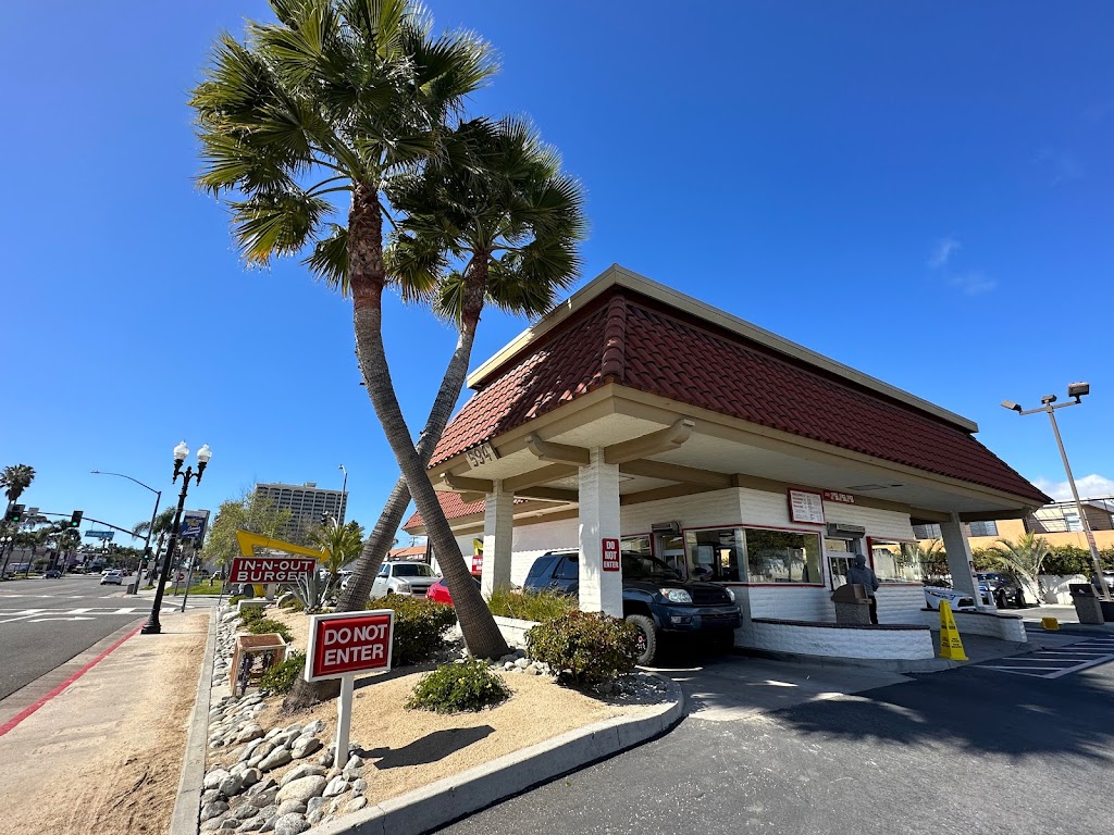 In-N-Out Burger | 594 W 19th St, Costa Mesa, CA 92627, USA | Phone: (800) 786-1000