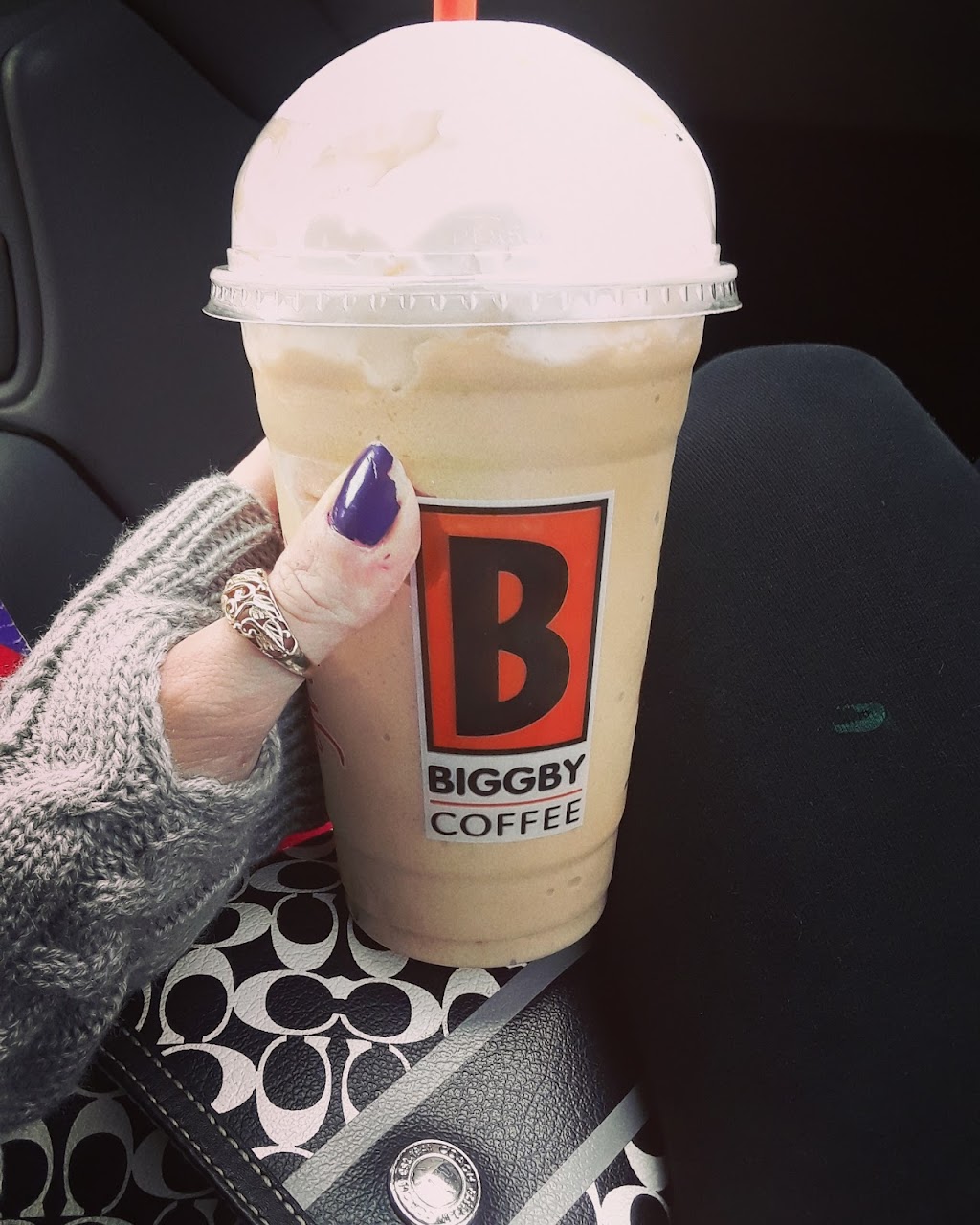 BIGGBY COFFEE | 40027 S Groesbeck Hwy, Clinton Twp, MI 48036, USA | Phone: (586) 783-3800