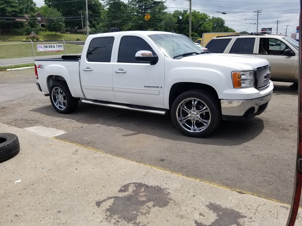 Buzz In Express Car Wash | 671 N Main St, Goodlettsville, TN 37072 | Phone: (615) 543-8334