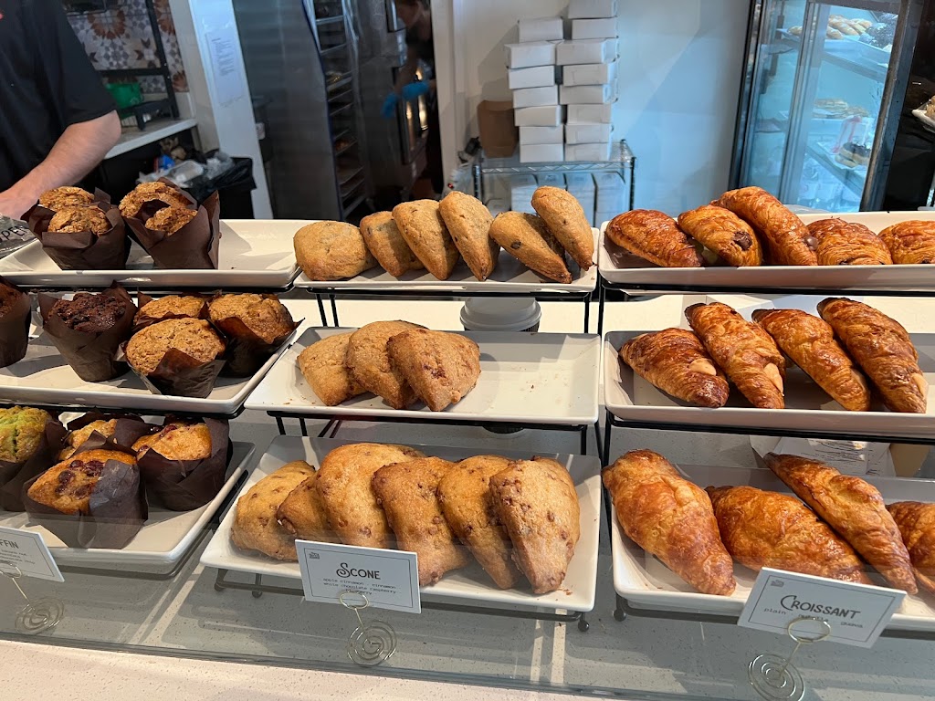 Pipo N Bettys Bakery | 435 Gulf Blvd, Indian Rocks Beach, FL 33785, USA | Phone: (727) 437-7707