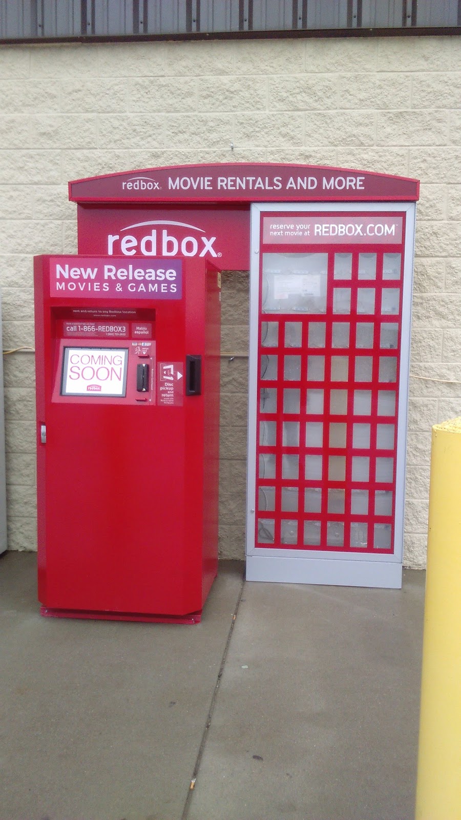 Redbox | 906 Danville Ave, Stanford, KY 40484, USA | Phone: (866) 733-2693