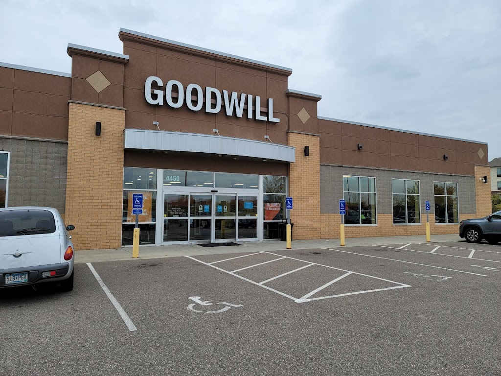 Goodwill - Shakopee | 4450 12th Ave E, Shakopee, MN 55379, USA | Phone: (952) 233-8897