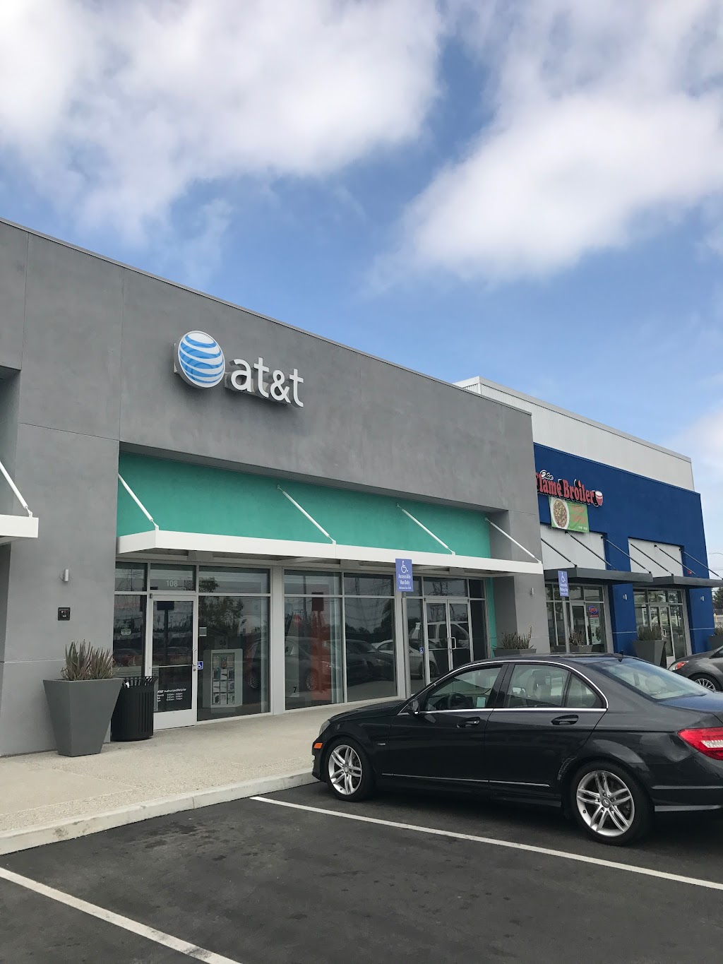 AT&T Store | 5840 Firestone Blvd Suite 108, South Gate, CA 90280, USA | Phone: (562) 264-5244