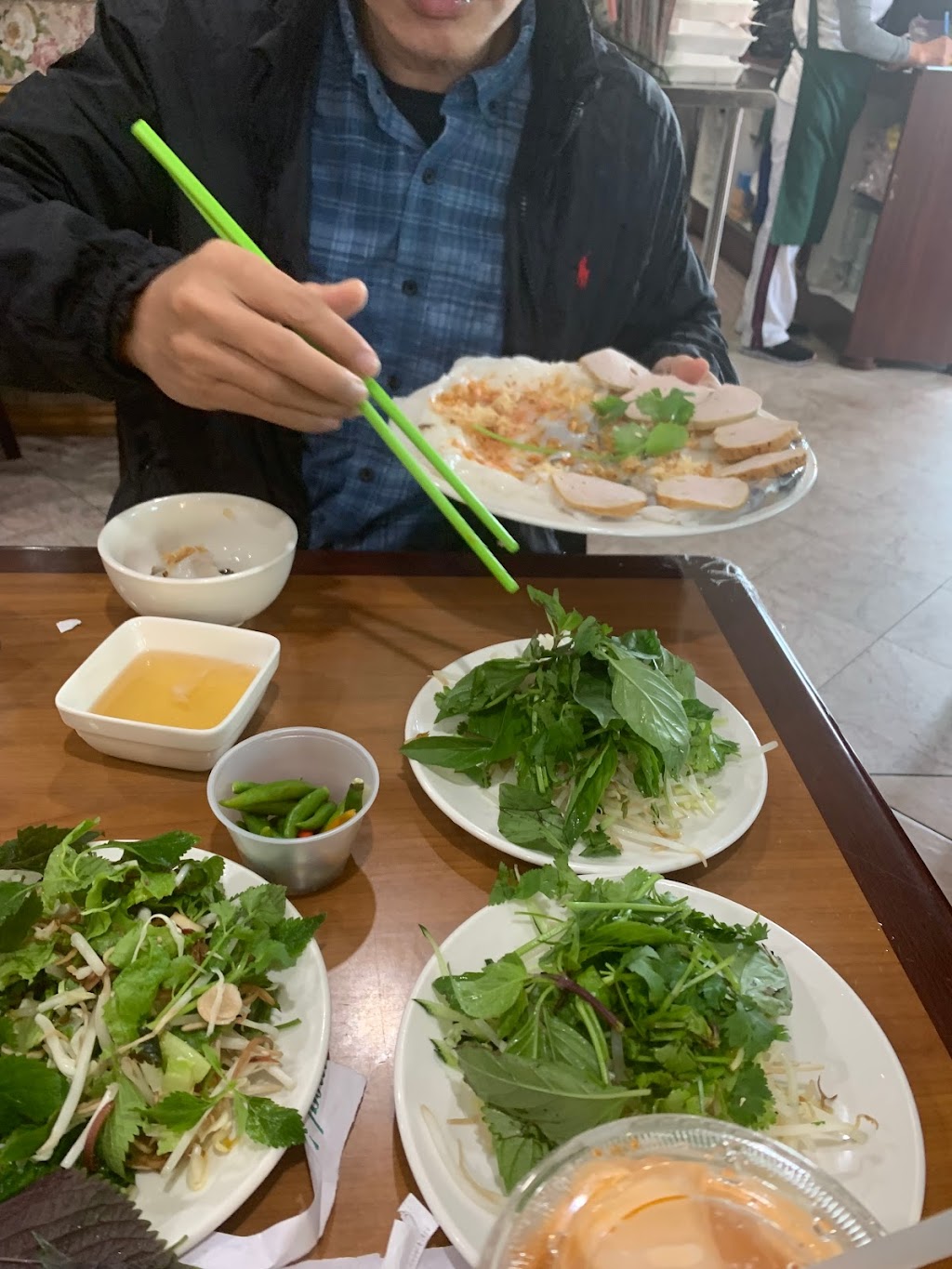 Hồng Hương | 8861 Westminster Blvd., Garden Grove, CA 92844, USA | Phone: (714) 890-0805