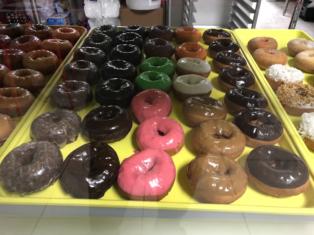 Mustang Donuts | 1337 East hwy 152 #117, Mustang, OK 73064, USA | Phone: (405) 261-0922